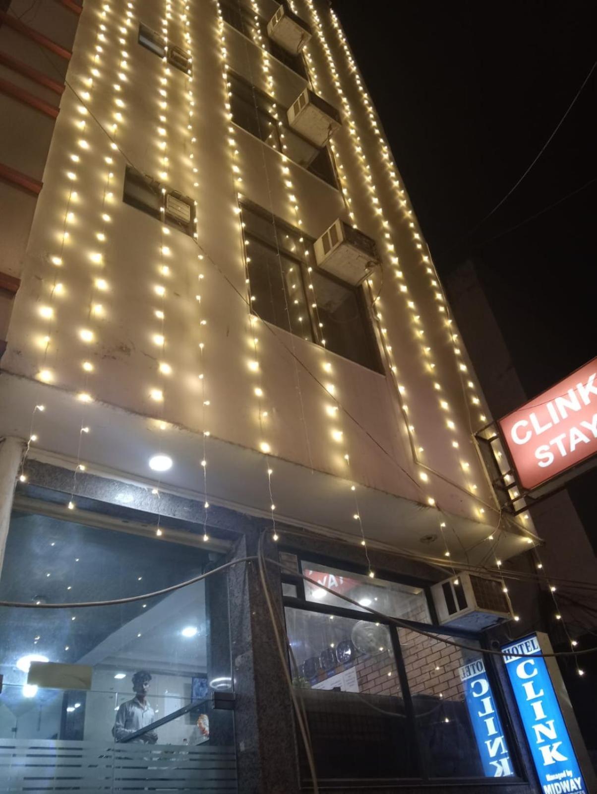 Hotel Clink New Delhi Airport Exterior foto